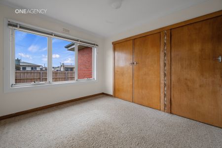 Neat & Ideally Located - Photo 2