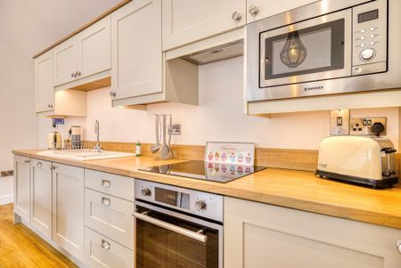 2 bedroom detached house to rent - Photo 5