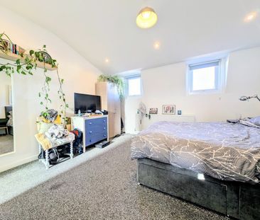 4 Bed Terraced House, Fountain Road, SW17 - Photo 5