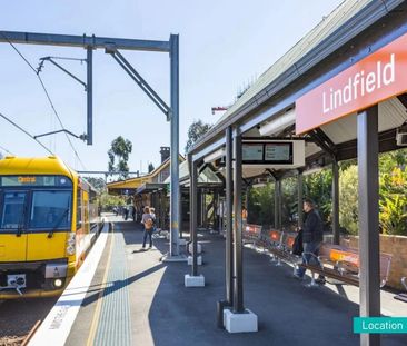 Spacious Two-Bedroom Apartment with Sunroom & Separate Entry - Photo 3