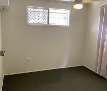 ELEVATED FAMILY HOME IN WEST GLADSTONE - Photo 3