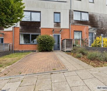 3 bed Terraced in Stanford Road , Colchester, CO4 5NF - Photo 2