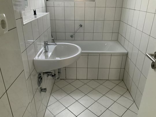 3.5-Zimmer-Wohnung mit Balkon in Ahlen-Ahlen mieten - Photo 1