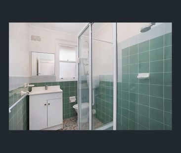 One bedder in great location - Photo 3