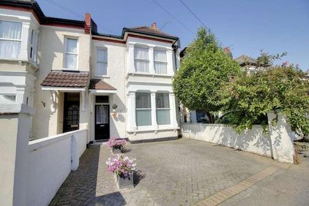 Avenue Road, Westcliff On Sea, Essex, SS0 - Photo 5