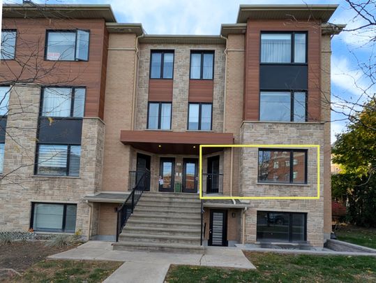 Rue de Londres, J4Y 0N3, Brossard - Photo 1