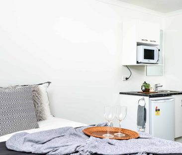 Stylish Studio, Close to the Hospital - Photo 4