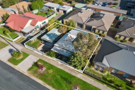 160 Neale Street, Flora Hill - Photo 3
