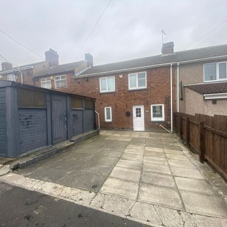 3 bed terraced house to rent in Forster Avenue, Murton, Seaham - Photo 3