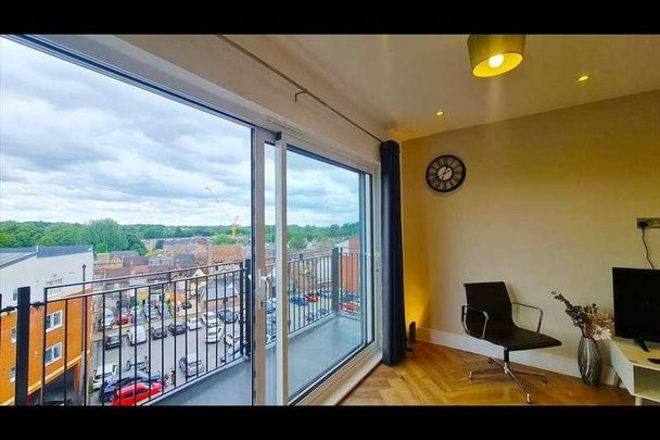 Ashleigh Court, Solomon's Hill, Rickmansworth, WD3 - Photo 1