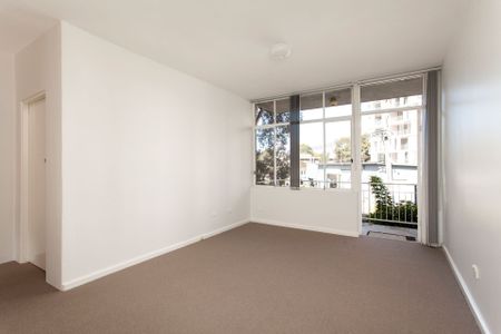Kogarah - Photo 4