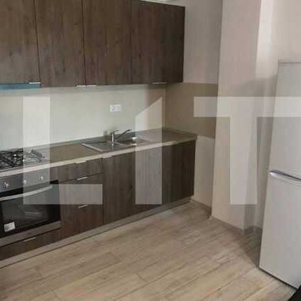 Apartament 1 camera, decomandat, 43 mp, garaj, zona strazii Bradutului - Photo 3