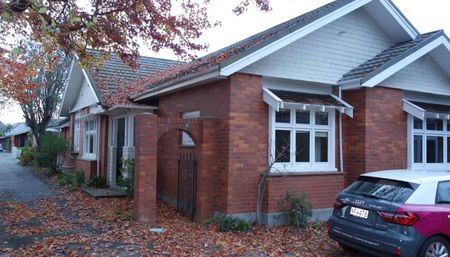 4-5 Bedrooms - Character and Space - Christchurch Girls' & Boys' Zone - Photo 2