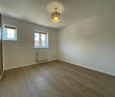2 bedroom property to rent - Photo 4