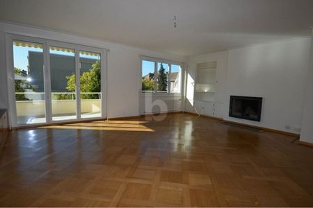 SOUS-GARE AVEC BALCON - Photo 3