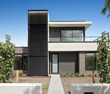 2/59 Miller Street, Thornbury VIC 3071 - Townhouse For Rent | Domain - Photo 2