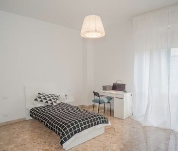 Via Francesco Baracca, Florence, Tuscany 50127 - Foto 4