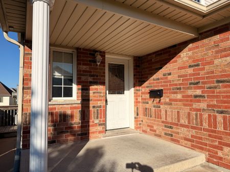 For Lease - 31 Dougall Street, Guelph, Ontario - Photo 4