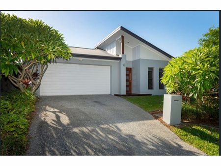 7 Jindalba Drive, Coomera - Photo 5