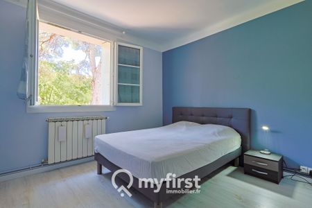 Location Appartement 3 pièces 71m² TOULON 83000 - Photo 5