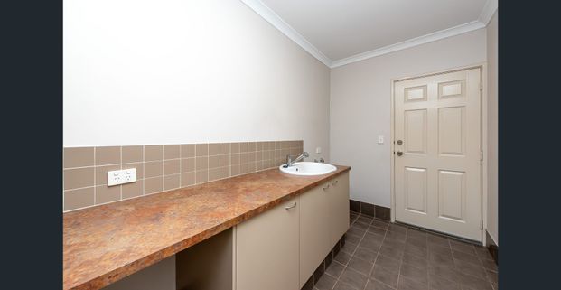 Spacious Family Home with Character and Comfort - Photo 1