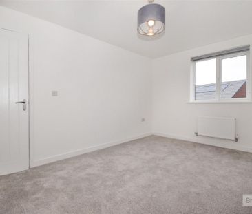 4 bed House - Semi-Detached To Let - Photo 3