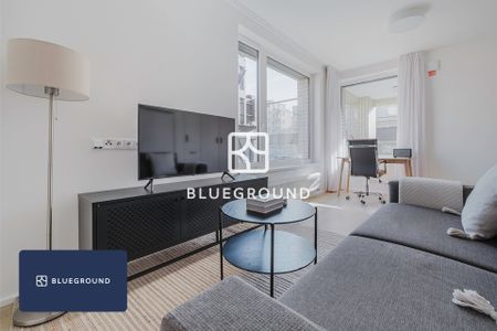 Apartment for rent, 2+kk - 1 bedroom, 58m - Photo 2