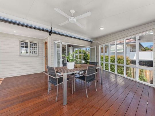 Beautiful Home in Wavell Heights - Photo 1