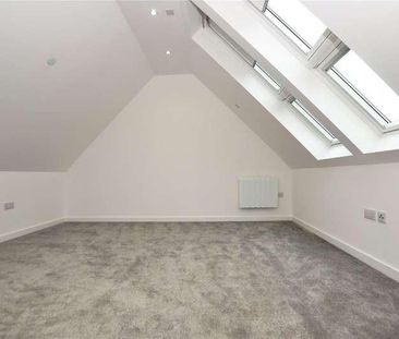 Prestige House, High Street, Egham, Surrey, TW20 - Photo 2