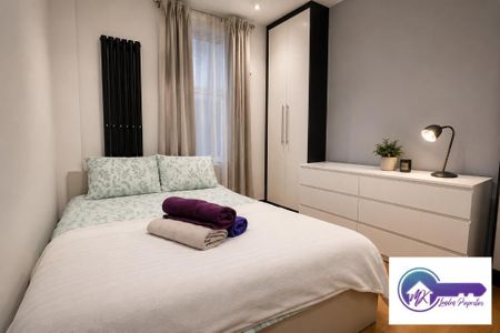 3 Bedroom Flat To Rent - Photo 2