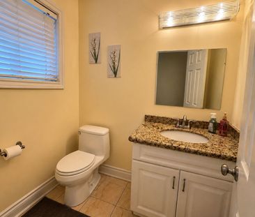 For Lease - 7 Fontainbleau Drive Unit# B, Toronto, Ontario - Photo 6