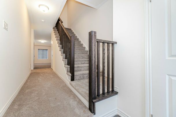 For Lease - 20 Copeman Avenue, Brantford, Ontario - Photo 1