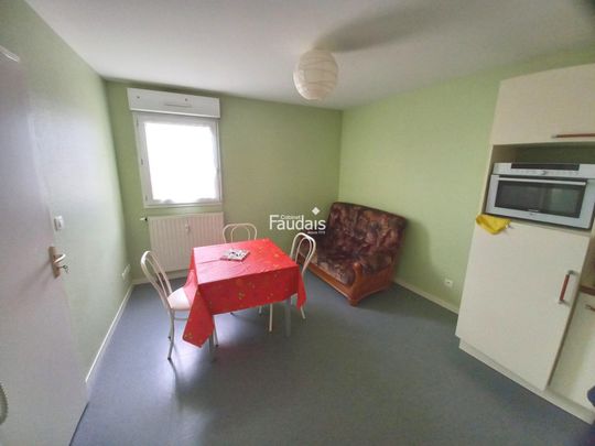Location Appartement 2 pièces 25m² ST LO 50000 - Photo 1