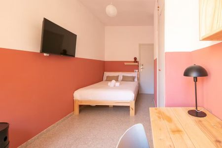 Carrer d'Homer, Barcelona, Catalonia 08023 - Photo 2