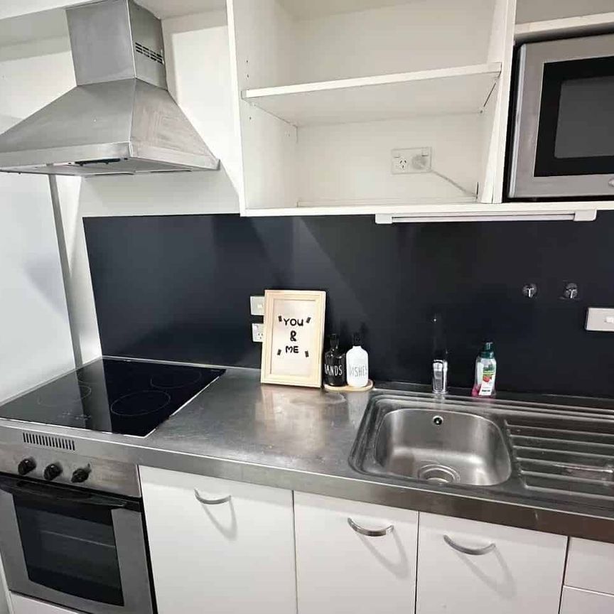 Lovely Home - Photo 1