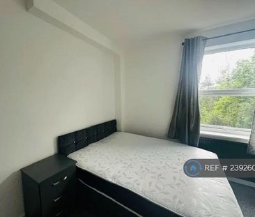 1 bedroom in a house share to rent - Photo 4