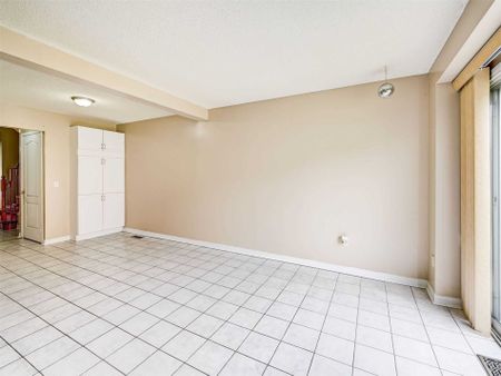 For Lease - 833 Scollard Court Unit# 57, Mississauga, Ontario - Photo 5