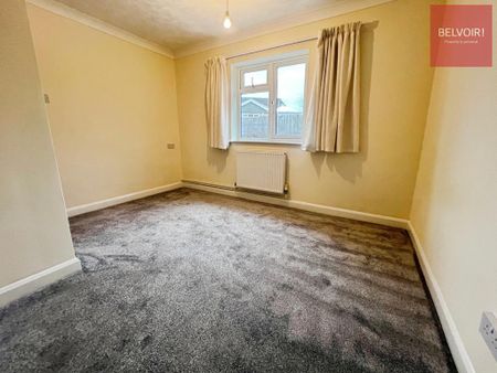 3 bedroom detached bungalow to rent - Photo 4
