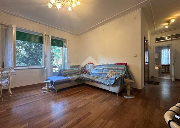 Porzione di trifamiliare in affitto