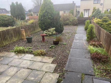 2 bedroom terraced house to rent - Photo 3