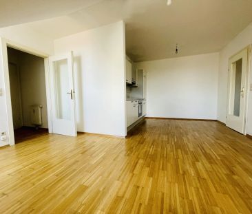 ++ZENTRALE LAGE++ Helle 2-Zimmer-Wohnung mit Schlossbergblick - Photo 5