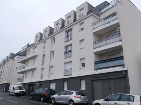 Location Appartement 3 pièces 59m² ST SEBASTIEN SUR LOIRE 44230 - Photo 3