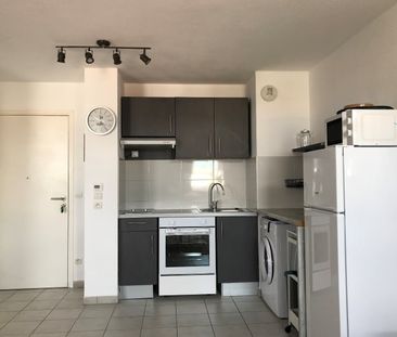 Location Appartement 2 pièces 43m² SETE 34200 - Photo 5