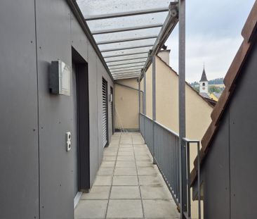 Moderne 3,5-Zimmer-Maisonette-Whg (113m²) mit Wintergarten in Aesch - Photo 6