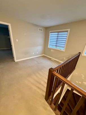 For Lease - 1071 Cobble hill Drive, Barrhaven, Ontario - Photo 1