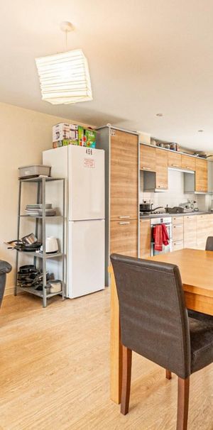 1 bedroom House To Let Total Size: 1777 SQ FT - Photo 1