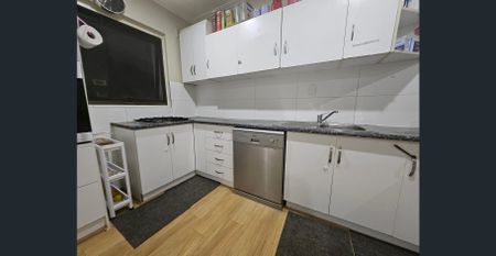 Charming Red Brick house for Rent - Photo 2