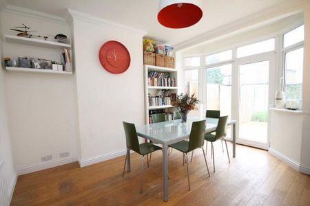 4 bedroom house to rent - Photo 2