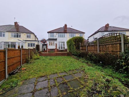 3 bedroom semi-detached house to rent - Photo 2