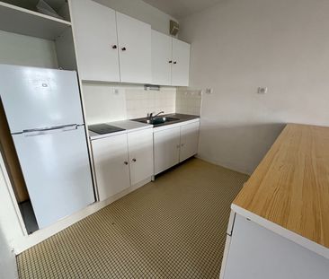 Location Appartement 1 pièce 36m² LILLE 59000 - Photo 3